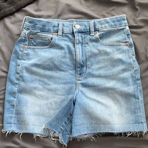 American eagle stretch shorts High waisted Size 6